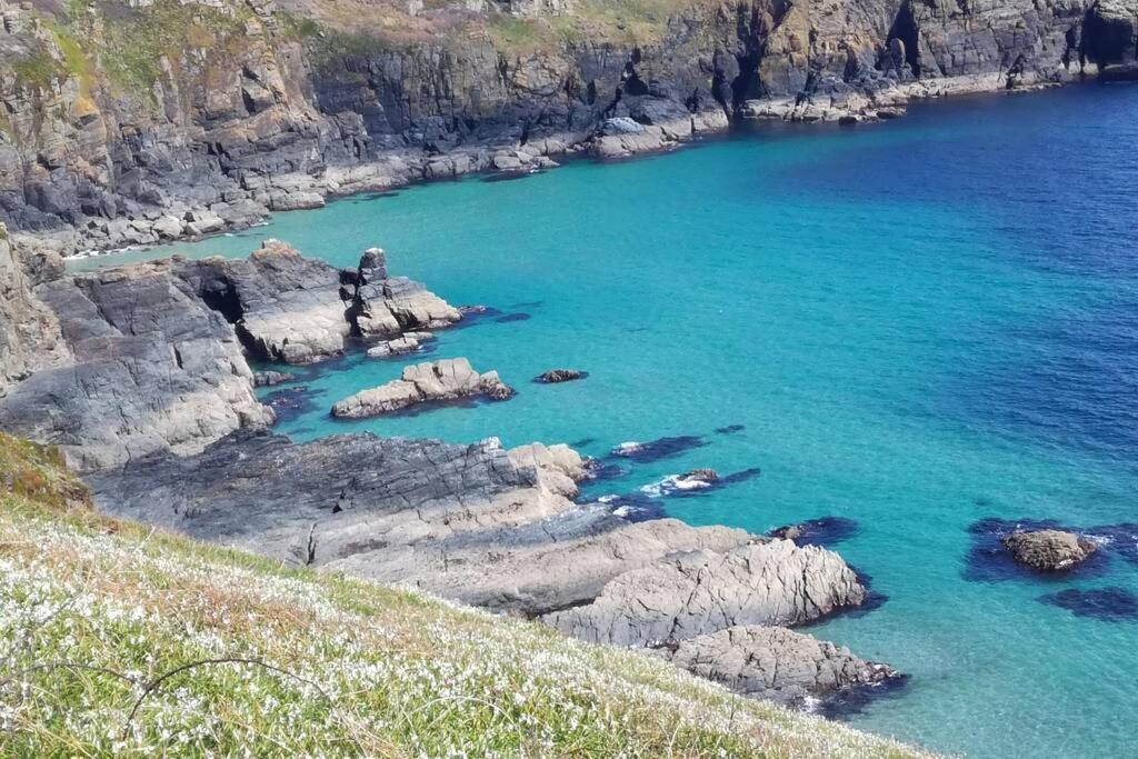 Farm Accommodation - The Lizard Peninsula, Cornwall Helston Luaran gambar