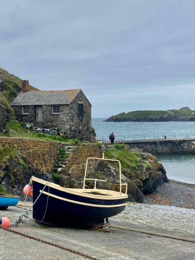 Farm Accommodation - The Lizard Peninsula, Cornwall Helston Luaran gambar
